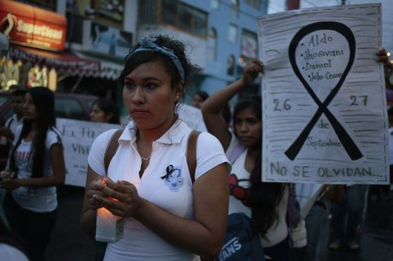 Manifestação exige a volta dos estudantes desaparecidos.