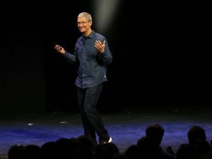 Executivo-chefe da Apple, Tim Cook, durante a apresentação dos novos iPhones.