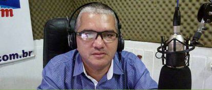 O radialista Hamilton Alves, que  faz denúncias de casos de corrupção contra agentes públicos e políticos, sofreu um ataque a tiros em abril. 