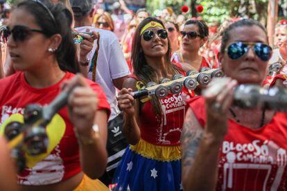 Bloco carnavalesco no Rio.