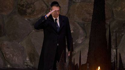 Jair Bolsonaro visita o Yad Vashem, em Jerusalém, no dia 2 de abril.
