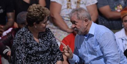 Dilma Rousseff e Lula em campanha em 20 de outubro. 