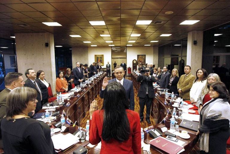 O presidente do Supremo venezuelano, Maikel José Moreno tomando posse de seu cargo em fevereiro