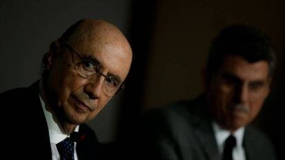 Os ministros Henrique Meirelles e Romero Jucá anunciam nova meta fiscal para 2016.