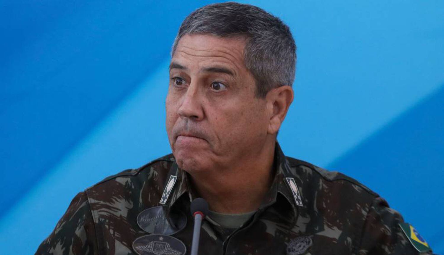 O general Walter Souza Braga Netto, ex-interventor no Rio, será o novo chefe da Casa Civil.