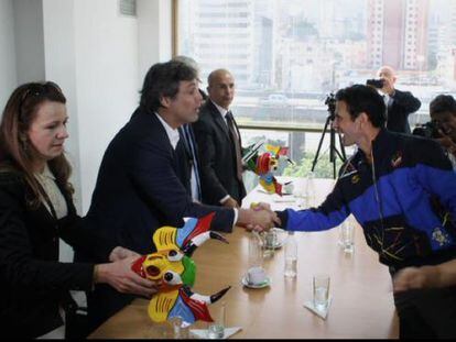 Senadores brasileiros e Capriles em Caracas.