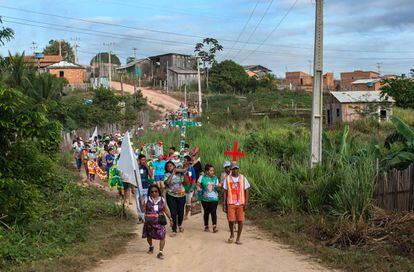 Pela primeira vez, desde o assassinato de Dorothy Stang, a Romaria da Floresta percorreu a cidade em vez das estradas rurais por medo de que os fiéis fossem mortos