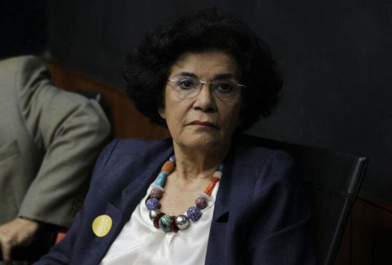Marilena Chauí no ato anti-impeachment desta sexta.