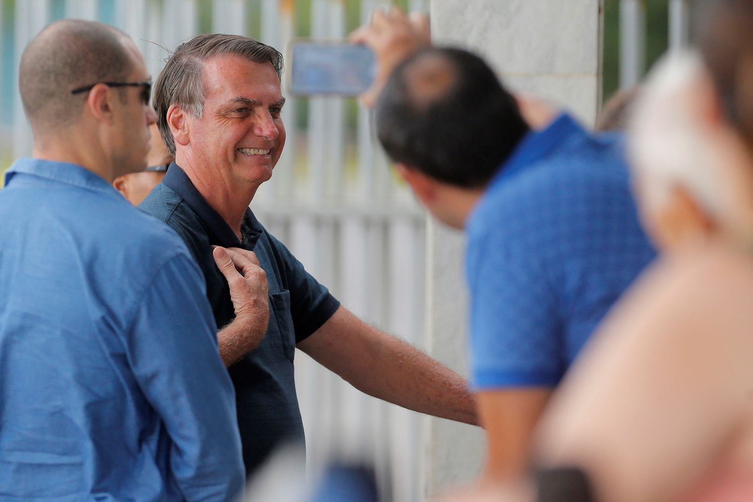 Bolsonaro ao chegar no Palácio da Alvorada nesta quarta-feira.