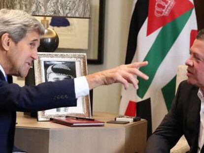 Rei Abdullah, da Jordânia, recebe o secretário de Estado John Kerry