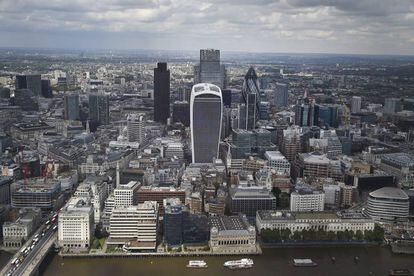 A City prevê uma queda das taxas no Reino Unido e um aumento da inflação.