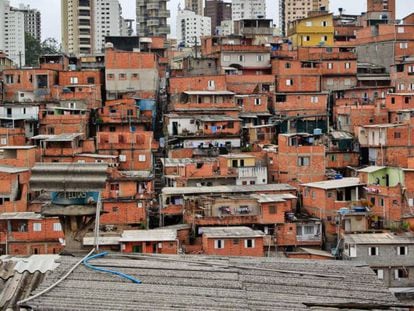 No distrito de Vila Andrade, onde fica Paraisópolis, a idade média ao morrer é de 63,6 anos. O Distrito é vizinho do Morumbi, onde os moradores morrem, em média, 10 anos mais velhos – aos 73,5