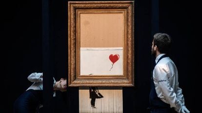 La obra de Banksy destruida tras ser subastada en Sotheby's.