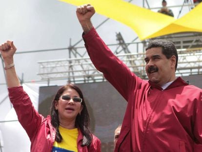 Maduro e sua mulher em um ato em Caracas.