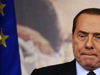 Berlusconi durante uma coletiva de imprensa em Roma.
