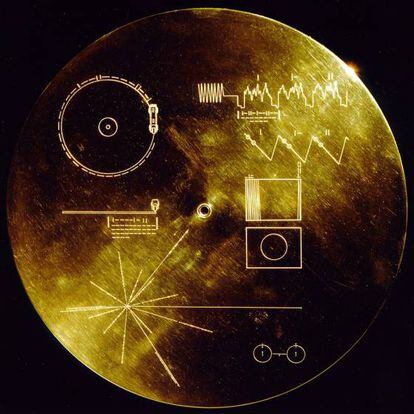 Frente do disco de ouro da Voyager