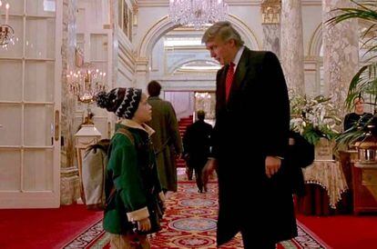 Donald Trump em cena com Macaulay Culkin em 'Esqueceram de mim 2'.