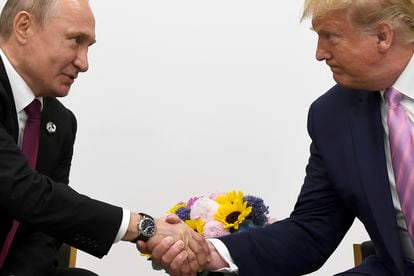 Donald Trump e Vladimir Putin em uma foto de arquivo de 2019.