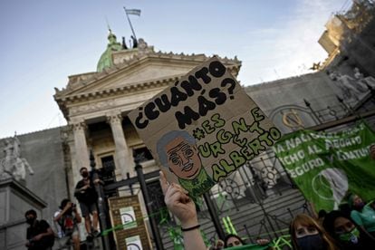 Manifestantes em Buenos Aires nesta quarta-feira.