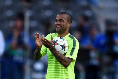 Daniel Alves durante um treino do Barça.
