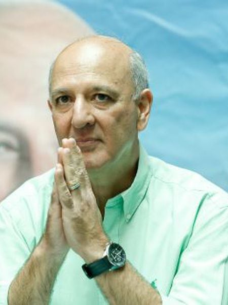 A Justiça impugna a candidatura do ex-governador Arruda.