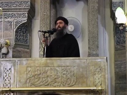 Abu Bakr al-Baghdadi, em um aparecimento público em julho.