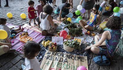 Protesto em São Paulo contra a farinata.