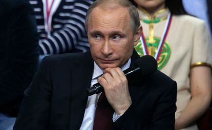 Putin, em um encontro com seguidores e jornalistas em São Petersburgo.