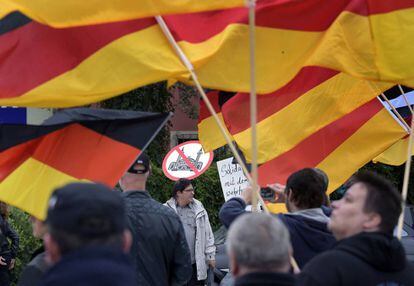 Manifestação xenófoba em Bautzen, no leste da Alemanha.