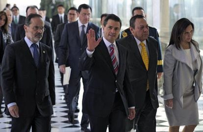 Os integrantes do Pacto pelo México em 2012, quando assinaram o acordo.