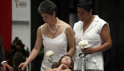 Um dos primeiros casamentos gays no Distrito Federal, no México, em 2010.