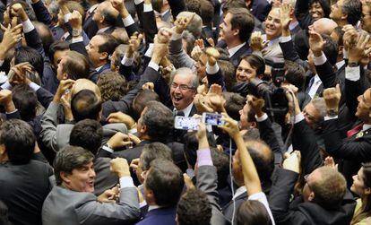 Eduardo Cunha celebra a vitória neste domingo.