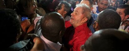 Ex-presidente Lula chega à Paulista.