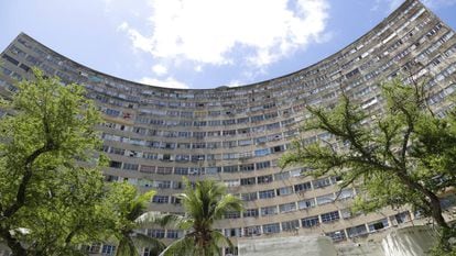 Fachada do edifício Holiday, no Recife.