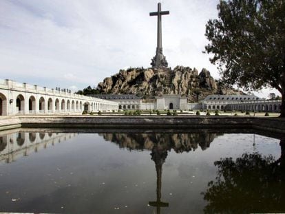 Vista da cruz no Vale dos Caídos.