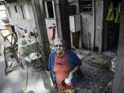 Aos 66 anos, Nailda Mendes de Moraes Silva não sabe se algum dia conseguirá se aposentar.