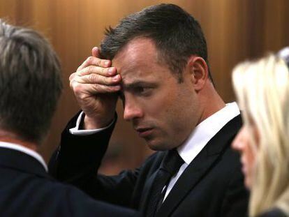 Pistorius, no terceiro dia do julgamento pelo assassinato da sua noiva.