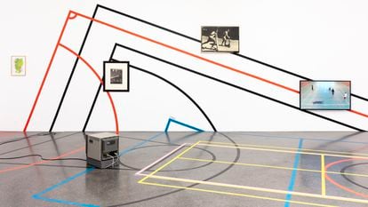 ‘Limits to Play’ (2020) e ‘Permutations’ (2019), de Céline Condorelli, em exposição na galeria TEA em Santa Cruz de Tenerife, Canárias.