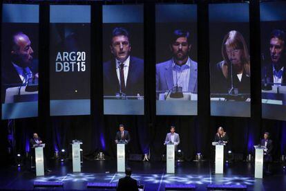Os participantes no debate presidencial argentino.