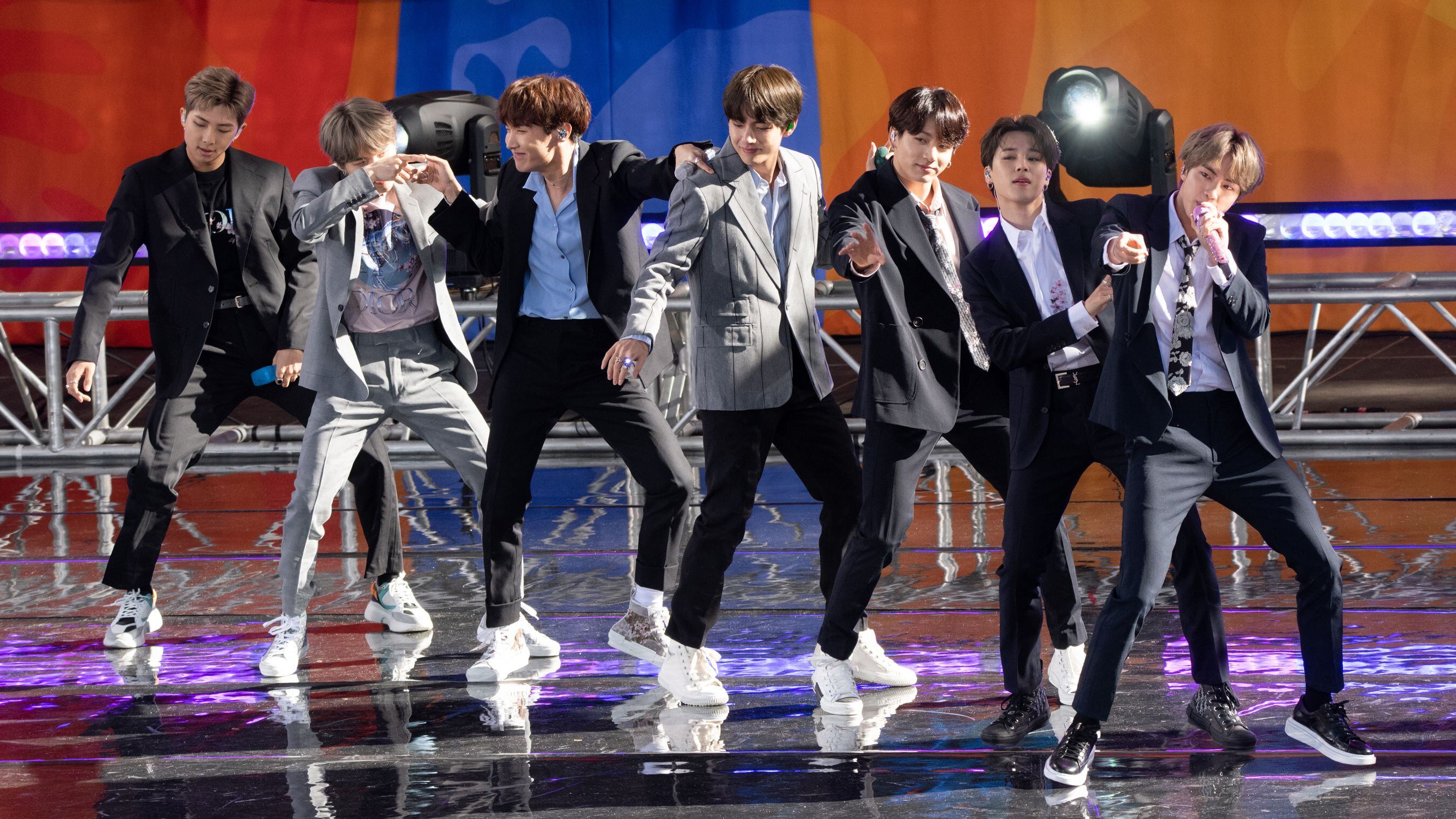 A banda BTS durante uma apresentação no popular programa americano 'Good Morning America' em maio de 2019.