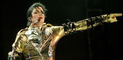 Michael Jackson na turnê de "HIStory", na Nova Zelândia, no dia 10 de novembro de 1996.