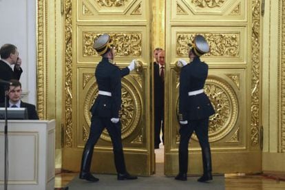 Putin chega para firmar decreto de anexação da Crimeia.