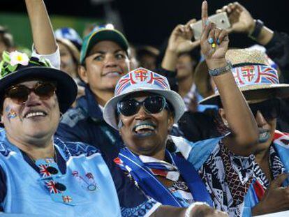 Seleção fijiana de rúgbi venceu de modo convincente a britânica. As autoridades já declararam um dia de feriado nacional