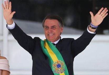 Bolsonaro toma posse no primeiro dia de 2019