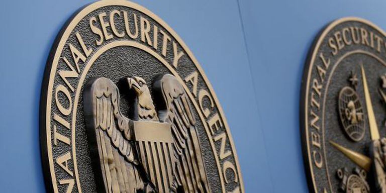 O símbolo da NSA em sua sede de Fort Meade (Estados Unidos).