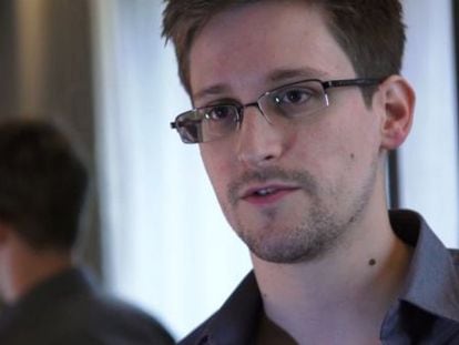 Edward Snowden durante uma entrevista em junho de 2013.