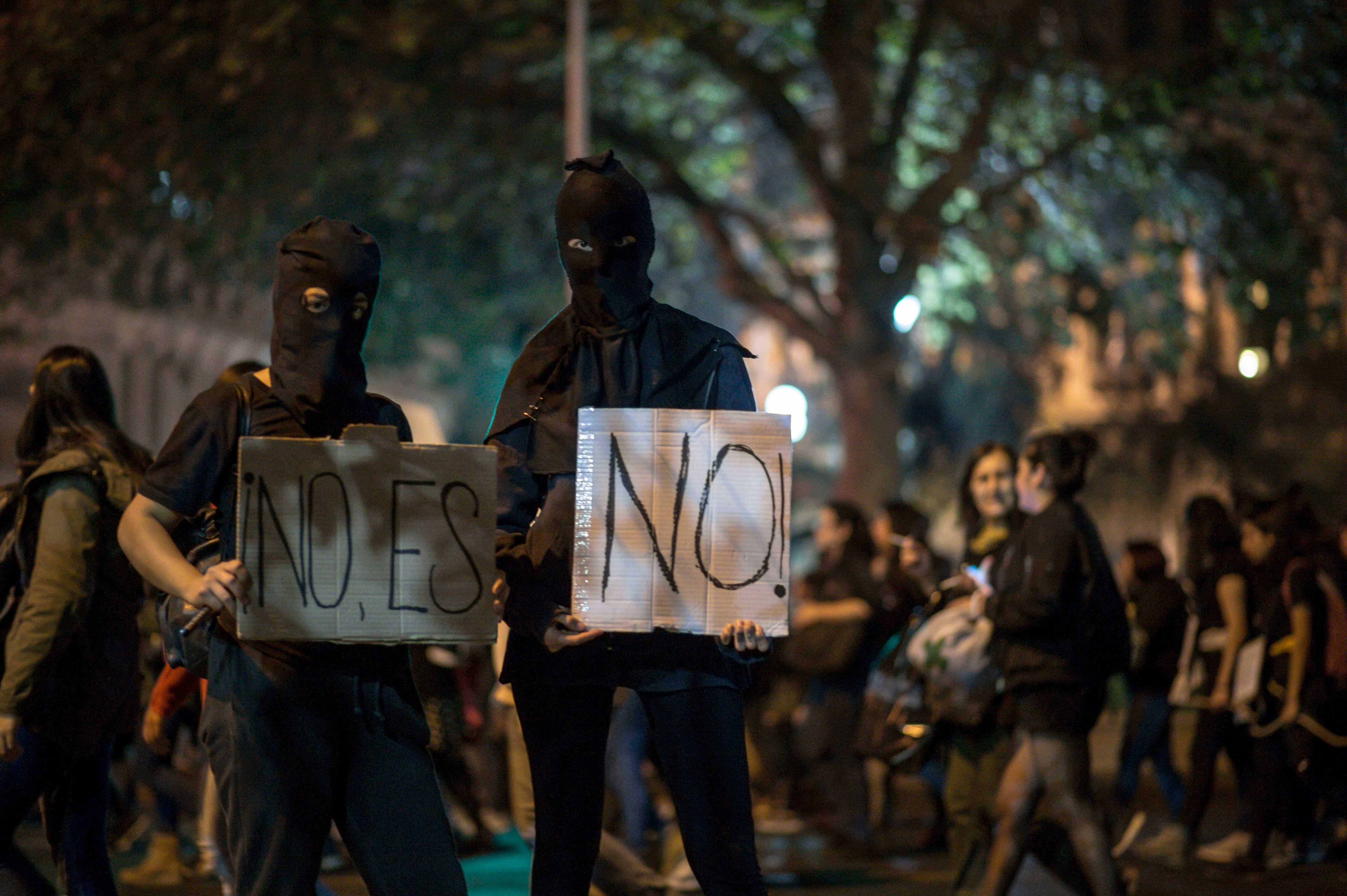 Protesto em Santiago convocado pelo movimento Nem Uma a Menos, em 2018. 