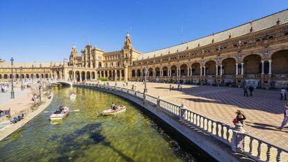 A Plaza de España de Sevilha