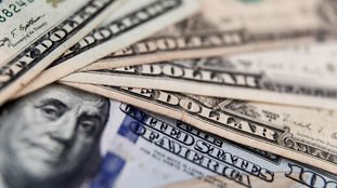 Notas de dólar.