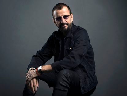Ringo Starr posa em Nova York, em 2016.